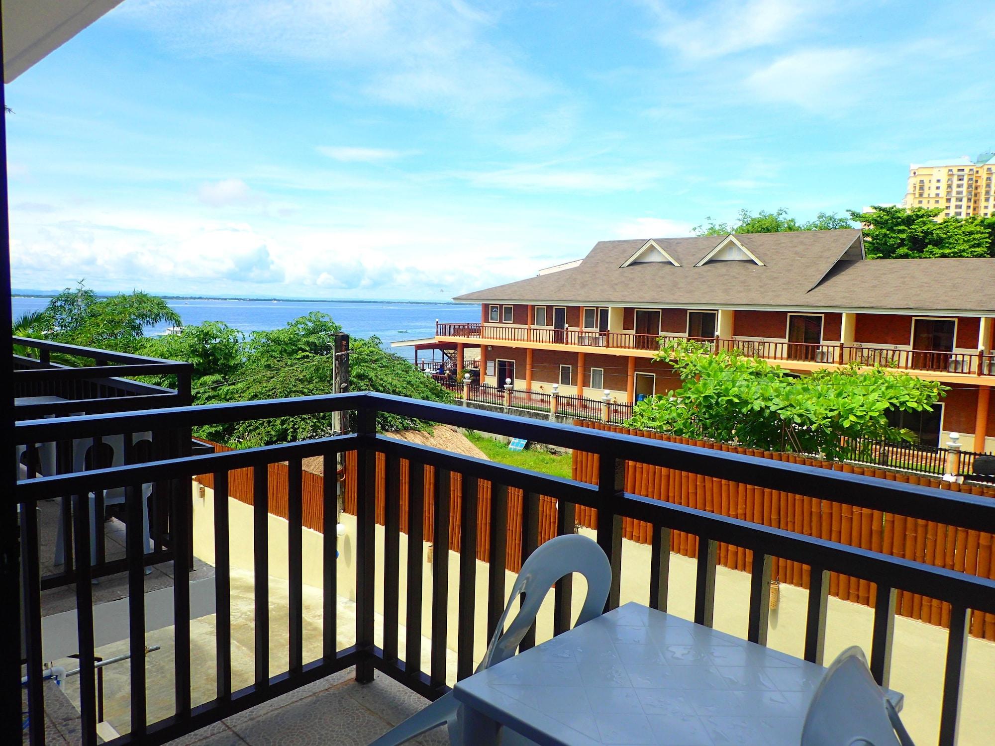 Hotel Aozora Seaside Mactan Lapu-Lapu City Esterno foto