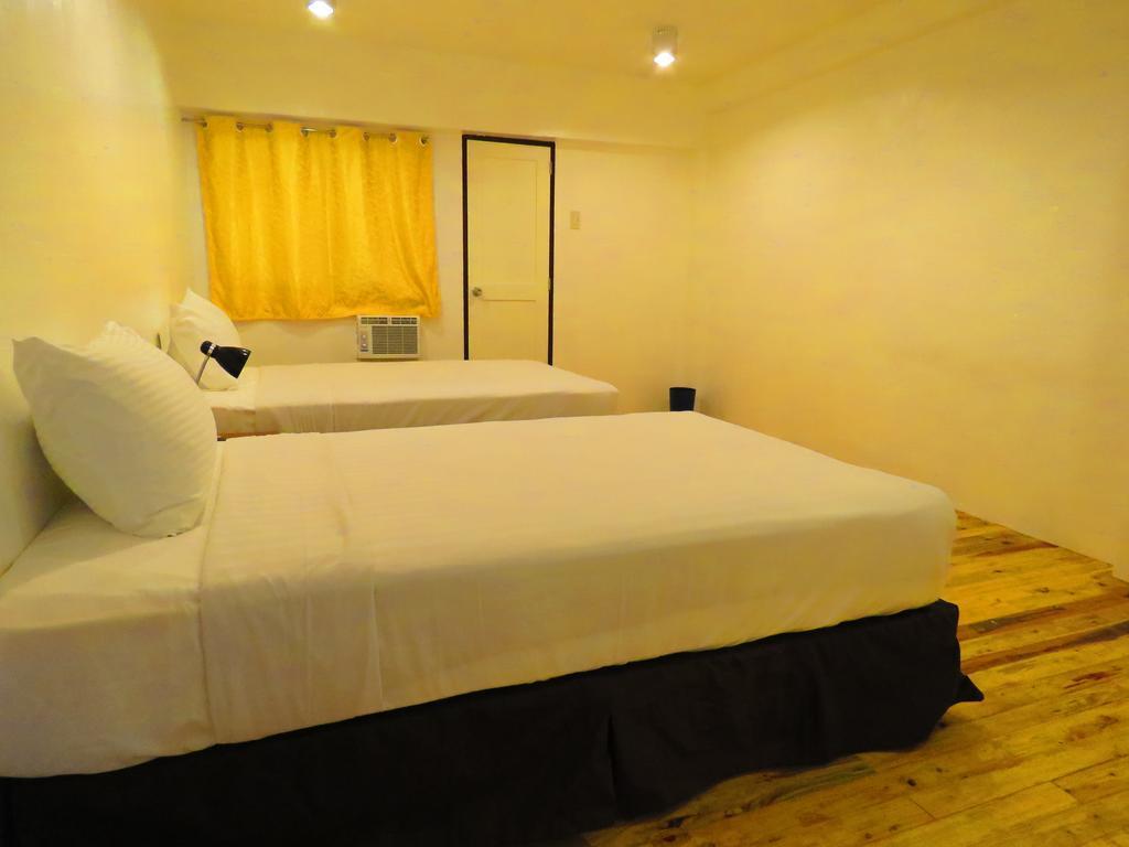 Hotel Aozora Seaside Mactan Lapu-Lapu City Esterno foto