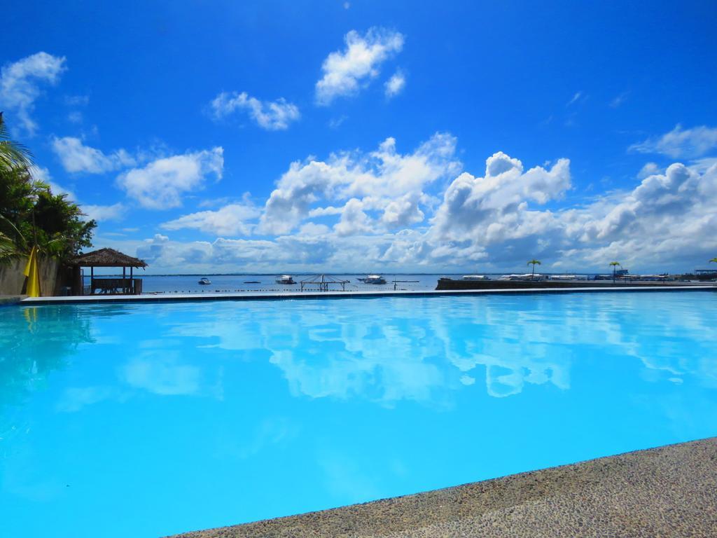 Hotel Aozora Seaside Mactan Lapu-Lapu City Esterno foto