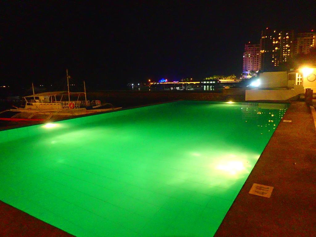 Hotel Aozora Seaside Mactan Lapu-Lapu City Esterno foto